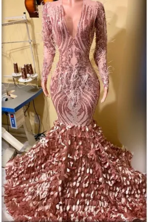 Beautiful V-Neck Long Sleeves Lace Mermaid Prom Dress with Appliques